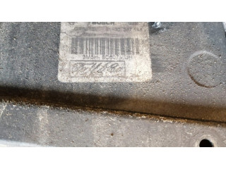 Вентилятор радиатора     3M5H8C607UH    Ford Focus 1.6