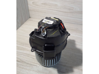 Вентилятор печки DT1163605380 Renault Clio V