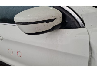 Zpětné zrcátko Nissan Qashqai 2014