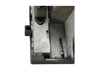 Дисплей    8200755144, 216758810A   Renault Kangoo II