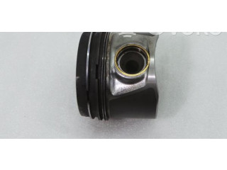 Píst 7901S, 14R0 Audi RS4 B8