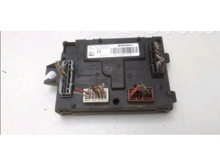 Блок предохранителей 243809584R Dacia Sandero