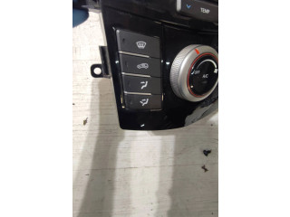 Блок управления климат-контролем 6871035000, 1502250   SsangYong Tivoli