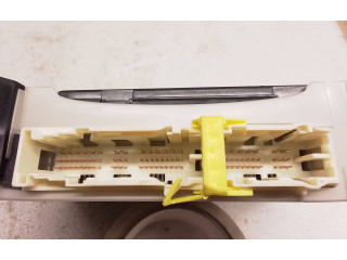 Блок управления 8922153260, 8273053J30A Lexus IS III XE30