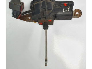 Моторчик стеклоочистителя 4240545 Saab 900