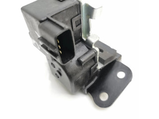 Zámek zadních dveří KIA Soul 2015