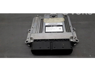 Блок управления двигателем ECU Alfa Romeo 145 - 146