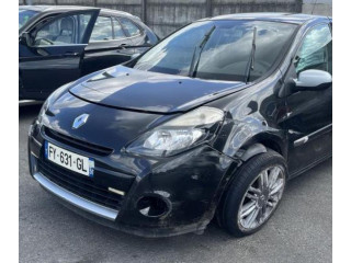 Блок управления климат-контролем    Renault Clio III