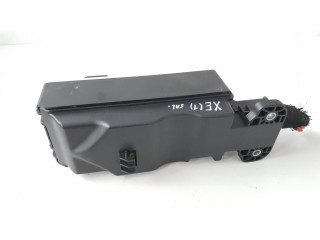 Блок предохранителей GX7314A067EA, P00132441A Jaguar XE