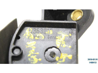 Ручка стеклоочистителей 1363016   Volvo 940