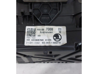 Панель приборов 6V0920700B, 6V0920700B   Skoda Fabia Mk3 (NJ)       