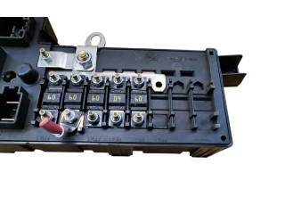 Блок предохранителей 8678449, 518828017   Volvo S80    