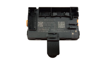 Блок управления 5Q4959592R Skoda Karoq