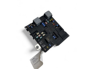 Блок предохранителей 31473770   Volvo XC90    