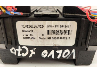 Блок предохранителей  8645410, 8645411   Volvo XC90    
