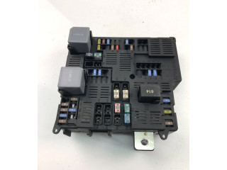 Блок предохранителей  31473771   Volvo XC90    