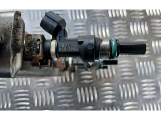 Vstřikovací lišta Nissan Note (E11)