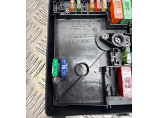 Pojistková skříňka 1K0937125D Volkswagen Tiguan 2010