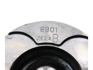 Píst 69012E24B Opel Astra J