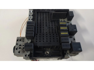 Pojistková skříňka 8688153, 02W172 Volvo S60 2003