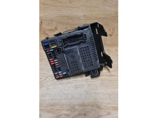 Блок предохранителей 30786889, 28087583   Volvo V70    
