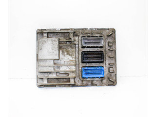 Блок управления двигателя 12686058 Chevrolet Camaro