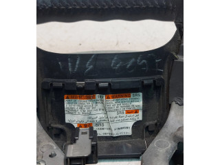 Руль Mitsubishi Outlander 2001 - 2007 года