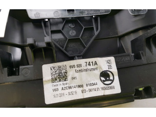 Панель приборов 6V0920741A, Q0-2425B Skoda Fabia Mk3 (NJ)