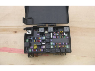 Блок предохранителей 14315G, 16238DA Jeep Grand Cherokee