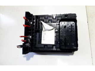 Блок предохранителей  1k0937820b, 1t2937535j   Volkswagen Touran I    