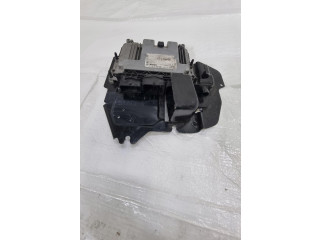 Блок управления двигателем Блок управления CV11-12A650-CD   Ford B-MAX