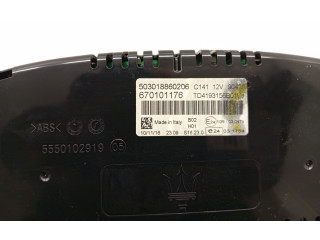 Přístrojová deska Maserati Levante 2017 670101176