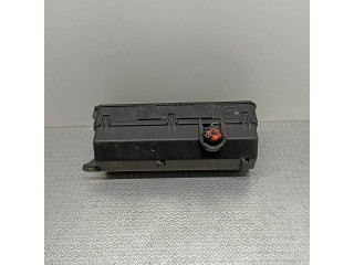   Pojistková skříňka JPLA14N030AB, 5C5B11F01   Land Rover Discovery 5 2018