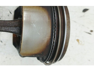 Поршень с шатуном 69L20, 16V Renault Clio II