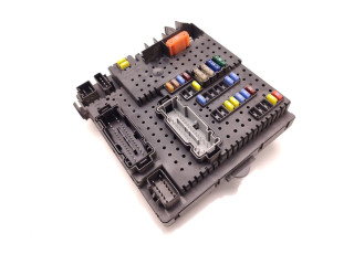 Блок предохранителей 30728512, 05W193   Volvo XC90    