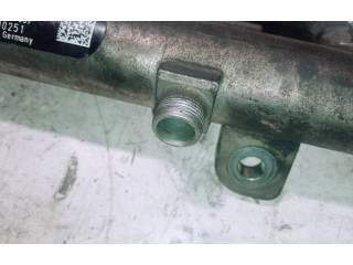 Топливная рампа 0445214057, 007979L2 Saab 9-3 Ver2