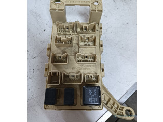 Блок предохранителей    Lexus RX III    