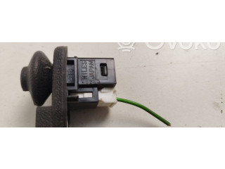 Передний датчик открытия / закрытия двери (крыло) 48260 Nissan Micra