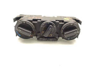 Блок управления климат-контролем Skoda Fabia Mk3 (NJ)