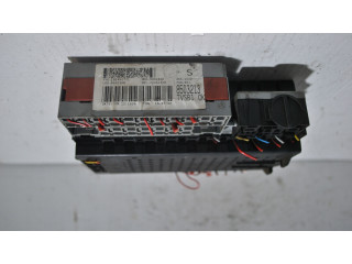 Блок предохранителей 9401802 Volvo S60