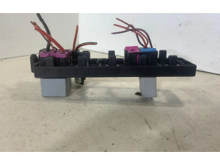 Pojistková skříňka 1K1937503 Volkswagen Passat Alltrack 2009