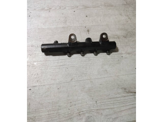 Vstřikovací lišta 175210651R Mercedes-Benz GLA W156