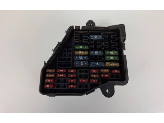 Блок предохранителей  8D1941824   Audi A6 S6 C5 4B    