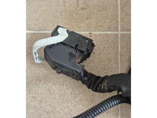 Блок предохранителей 32331868, 32301428 Volvo XC40