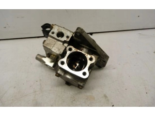 Топливная рампа MR420916 Mitsubishi Carisma