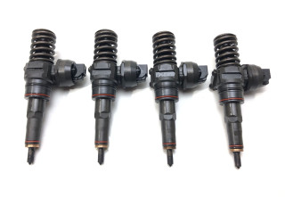 Комплект форсунок 0414720213    Audi A3 S3 8L   