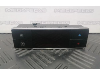 Блок управления климат-контролем 2048303290   Mercedes-Benz CLS C218 X218