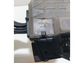 Ручка стеклоочистителей 17D682 Mazda 3 I