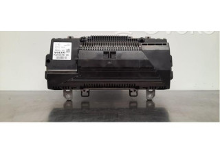 Панель приборов 32233787 Volvo XC90