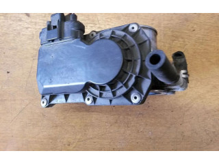 Топливная рампа RF136B0C, RF136B0C   Mazda MX-6   для двигателя RF5C